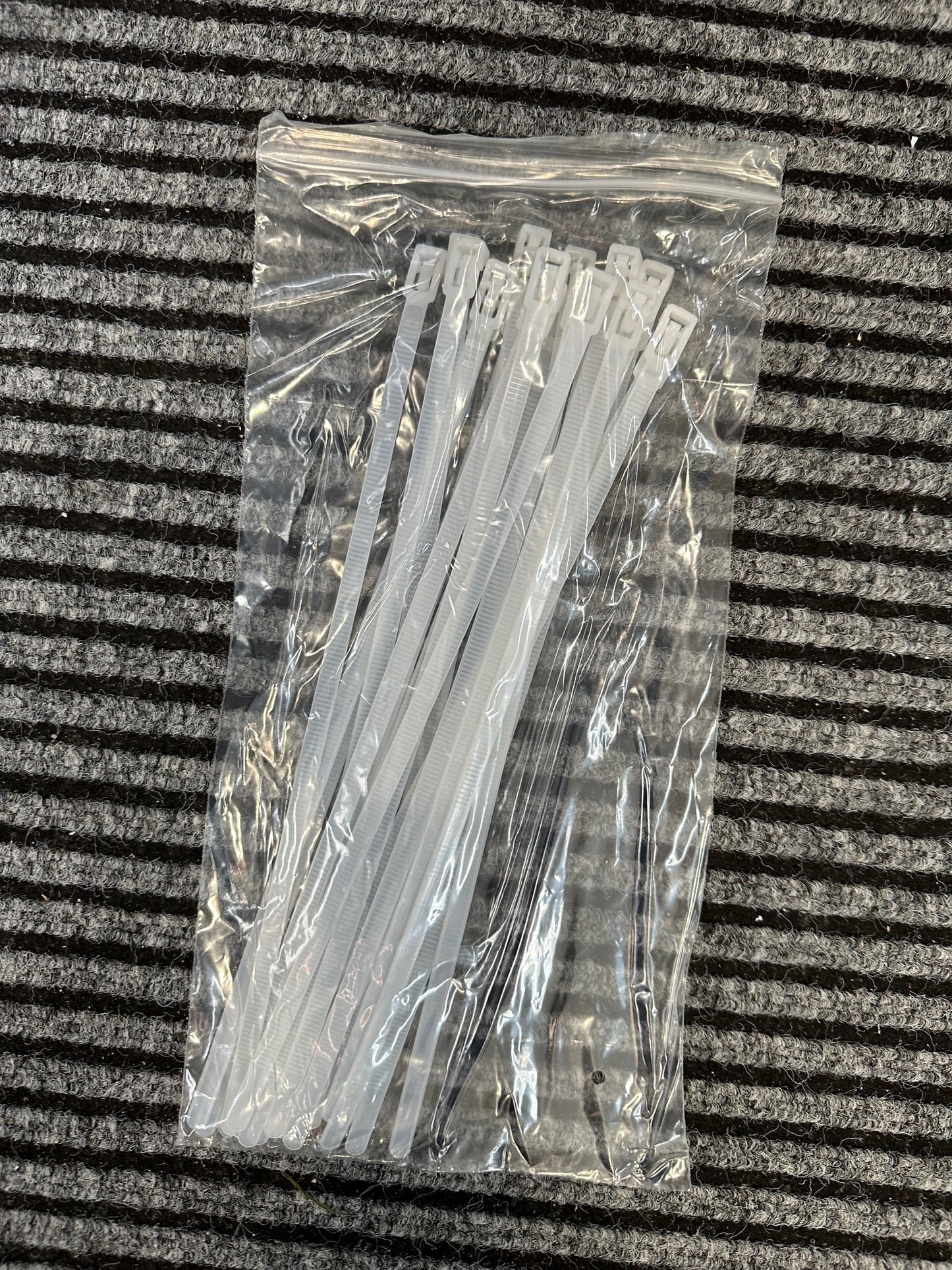 Football Net Zip Ties 20 Pack